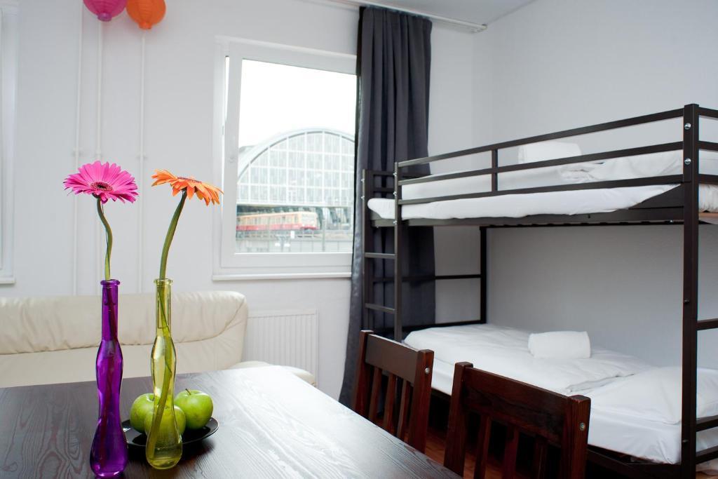 Alexanderplatz Accommodations Berlin Room photo